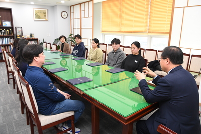 민원처리단축우수공무원표창장수여식(33).JPG