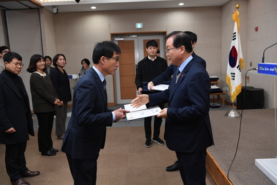 상반기공무원정기인사사령교부(2).JPG