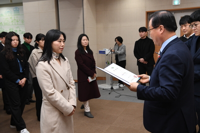 상반기공무원정기인사사령교부(90).JPG