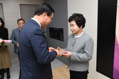 퇴임읍면부녀회장감사패전달식(2).JPG