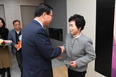 퇴임읍면부녀회장감사패전달식(3).JPG