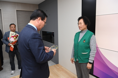 퇴임읍면부녀회장감사패전달식(39).JPG
