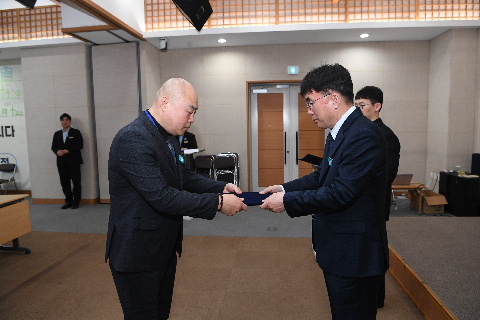 시설관리공단 직원 임용식 및 윤리경영 헌장선포 (64).JPG