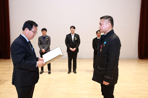 종무식 및 문성철 부군수 이임식 (85).JPG