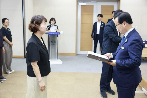 하반기 사령교부 6급이상 (38).JPG