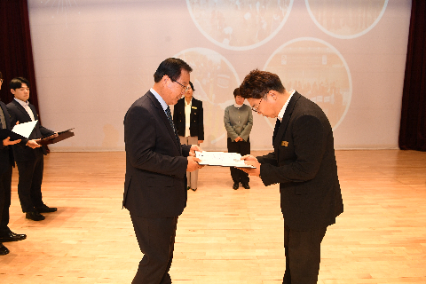 직원월례회 (9).JPG