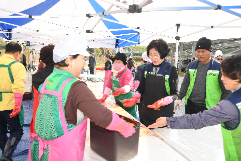 용진읍 사랑의 쌀나눔 및 김장나눔행사 (1).JPG