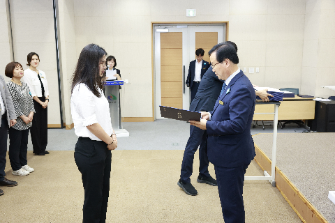 하반기 사령교부 6급이상 (73).JPG