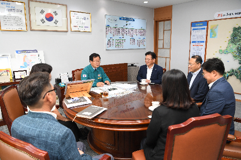 한국화학융합시험연구원ktr 성금 전달식 (4).JPG