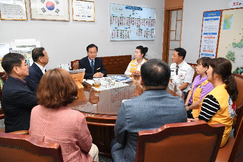 대한적십자 전북지사 상품권 전달식 (5).JPG