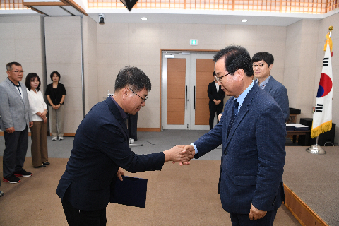 하반기 정기인사 사령교부 (3).JPG