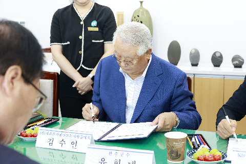 KB후원 작은도서관 조성사업 업무협약식 (18).JPG