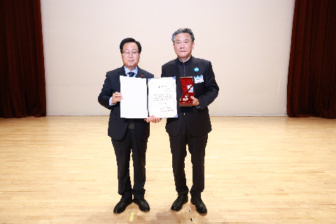 종무식 및 문성철 부군수 이임식 (4).JPG