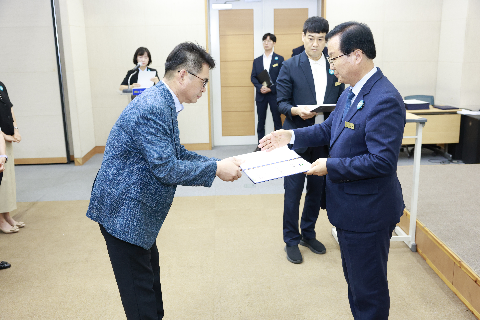 하반기 사령교부 6급이상 (33).JPG