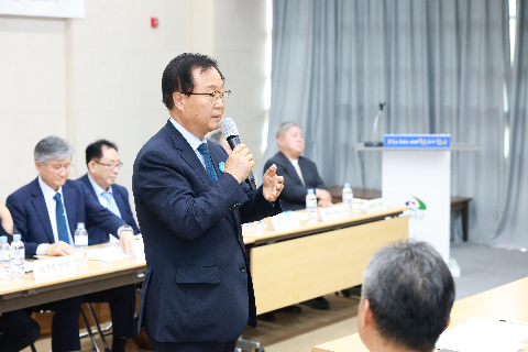 천주교 신앙공동체 심포지엄 (47).JPG