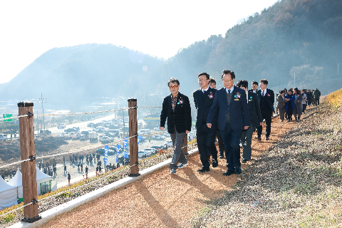 경천저수지 둘레길 준공식 (52).JPG