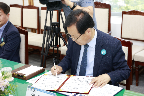 완주군-전북대학교 업무협약식 (13).JPG