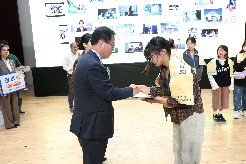 완주아동권리영화제 시상식 (29).JPG