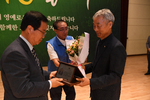 상반기 퇴임식 (21).JPG