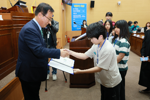 완주군 어린이·청소년의회 개원식 (34).JPG