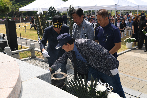 현충일추념식 (74).JPG