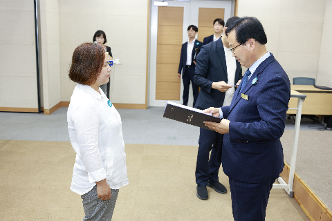하반기 사령교부 6급이상 (209).JPG