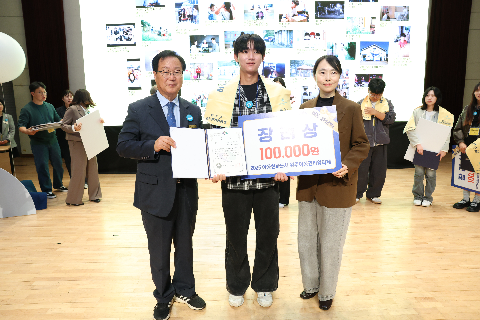 완주아동권리영화제 시상식 (57).JPG