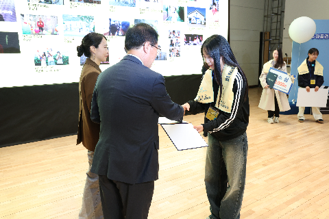 완주아동권리영화제 시상식 (108).JPG