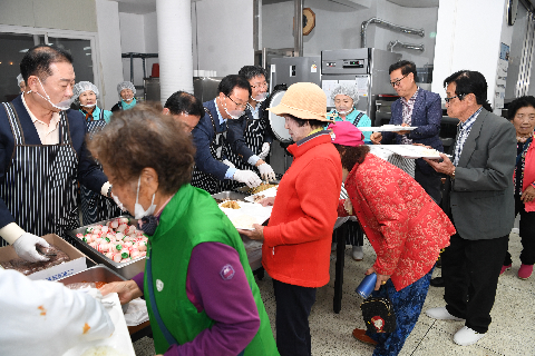 고산경로식당 오픈식 (32).JPG