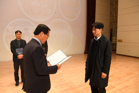 직원월례회 (85).JPG