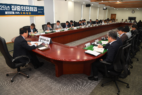 간부회의 청렴헌장 서약식 (11).JPG