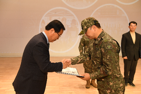 직원월례회 (59).JPG