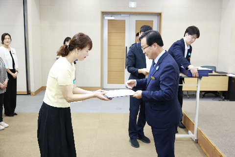 하반기 사령교부 6급이상 (69).JPG