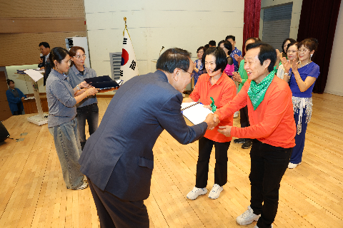 완주체육회장배 건강체조 경연대회 (56).JPG