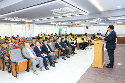 제1회 완주만경강 마라톤대회 자원봉사단 발대식 (6).JPG