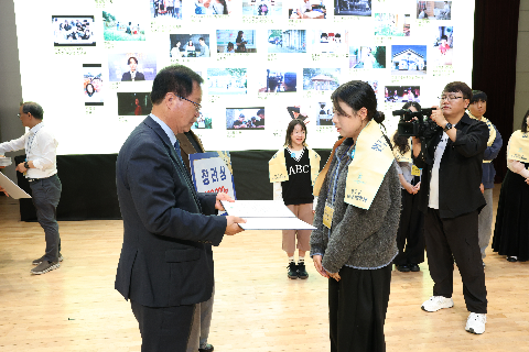 완주아동권리영화제 시상식 (31).JPG