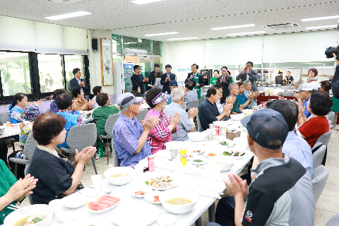 경천면 어르신 삼계탕데이 (24).JPG