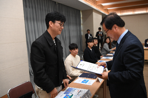 청년정책이장단 위촉식 (54).JPG
