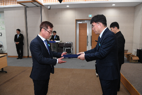 시설관리공단 직원 임용식 및 윤리경영 헌장선포 (49).JPG