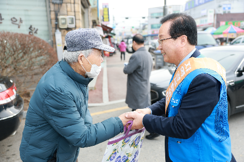 고산시장 설맞이 전통시장 장보기 행사 (6).JPG