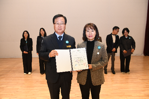 직원월례회 (41).JPG