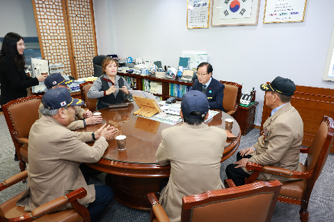 월남전참전자회 완주군지회 성금 전달식 (4).JPG