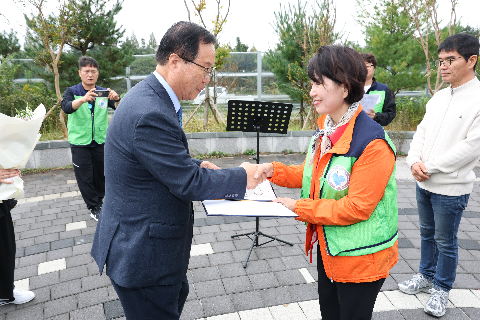 사랑드리봉사회와 함께하는 '초록발거음' (10).JPG