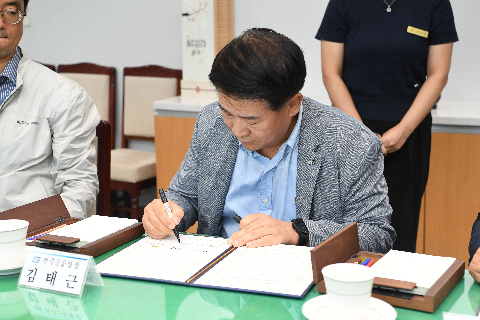 완주군-(주)KCC 지사협 업무협약 (10).JPG