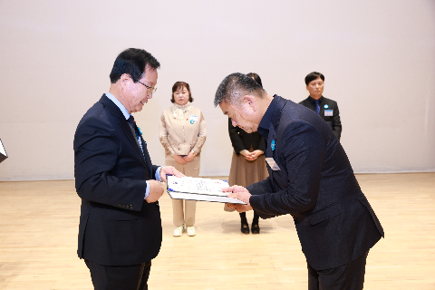 종무식 및 문성철 부군수 이임식 (17).JPG