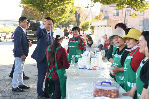 10.10 봉동읍민의날 당산제 (4).JPG