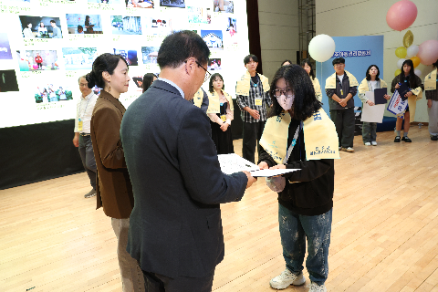 완주아동권리영화제 시상식 (40).JPG