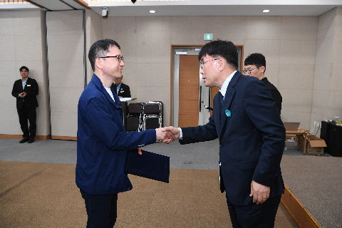 시설관리공단 직원 임용식 및 윤리경영 헌장선포 (68).JPG