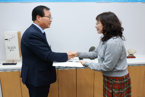 완주군 작은도서관 종합성과평가 시상 및 간담회 (9).JPG