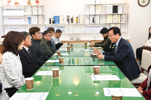 낙우회 시설아동 우유 지원 전달식 (3).JPG